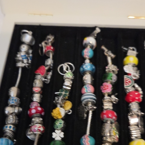 Amazon.com: Lucky Brand Multi Color Lucky Charm Bracelet Set  Multi-Color Women’s Charm Bracelet Collection - Assorted Colors